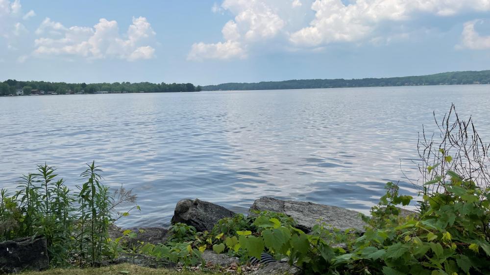 (Chautauqua Lake, facing North from Bemus Point, New York. Image by Justin Gould / Media Information Officer).